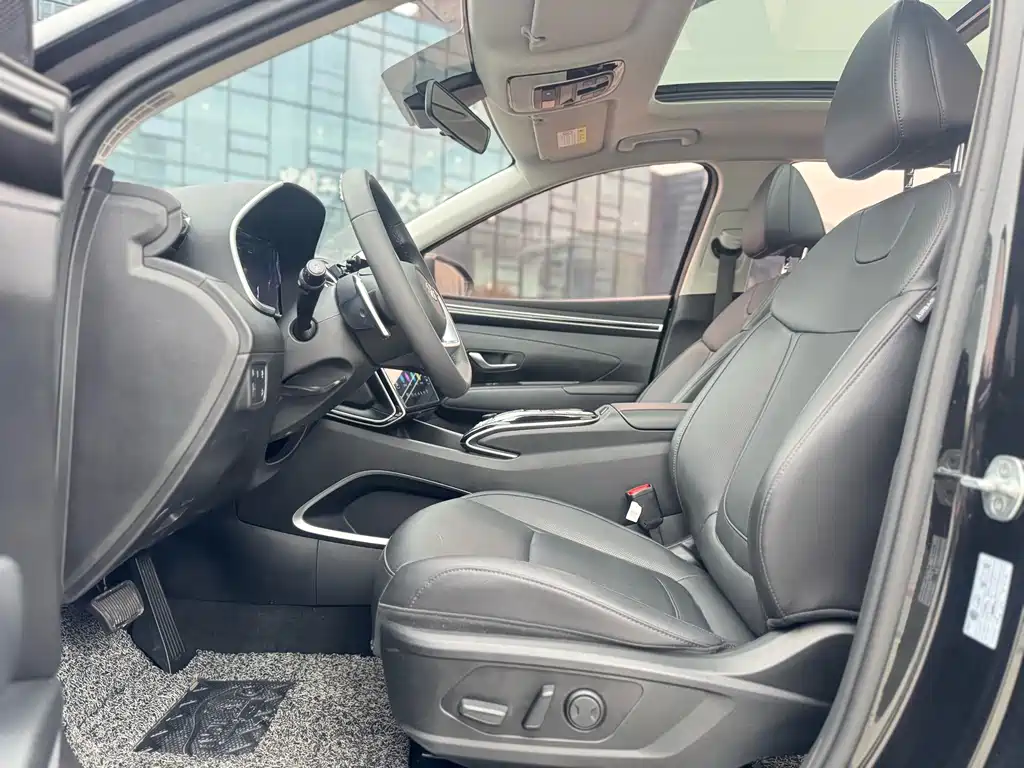 Hyundai Tucson 2023 — фото 4