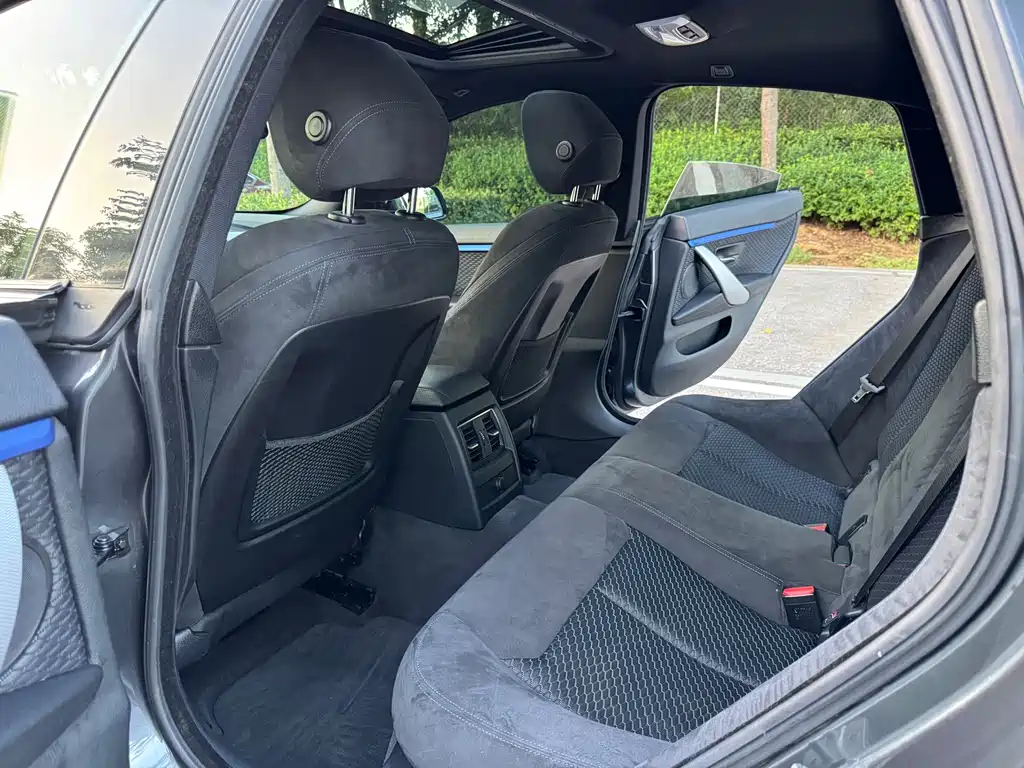 BMW 4 Series 2018 — фото 14