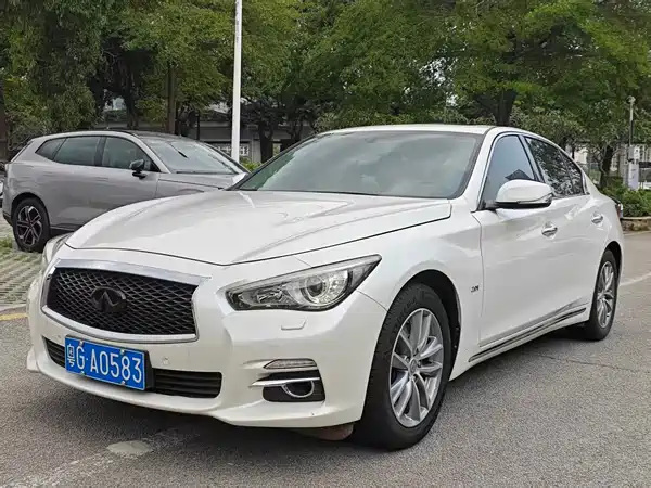 Infiniti Q50L 2016