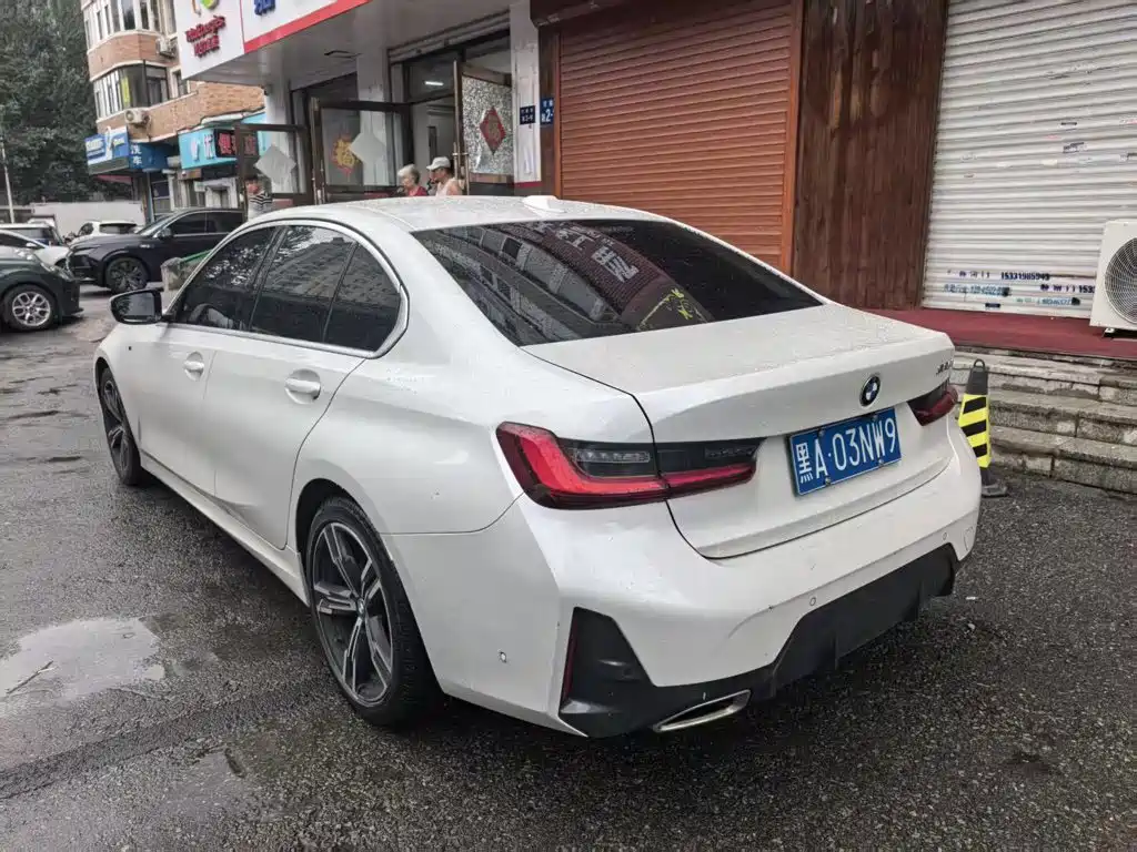 BMW 3 Series 2023