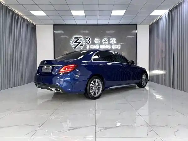 Mercedes-Benz C-Class 2021