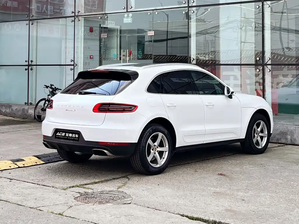 Porsche Macan 2018 — фото 4