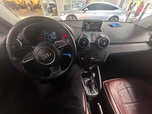 Audi A1 2014