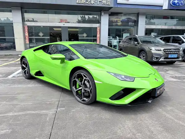 Lamborghini Huracan 2021