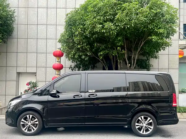 Mercedes-Benz V-Class 2017