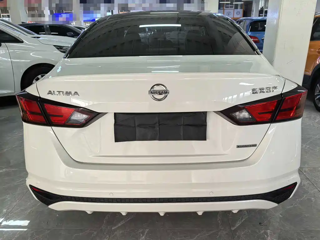 Nissan Teana 2021