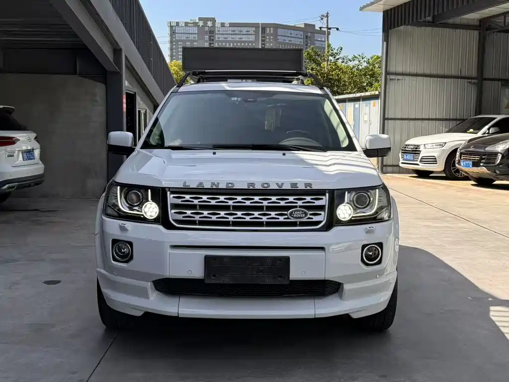 Land Rover Freelander 2 2014 — фото 2