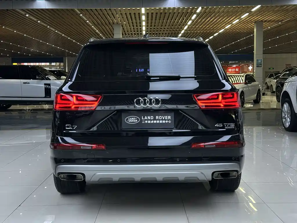 Audi Q7 2016 — фото 12