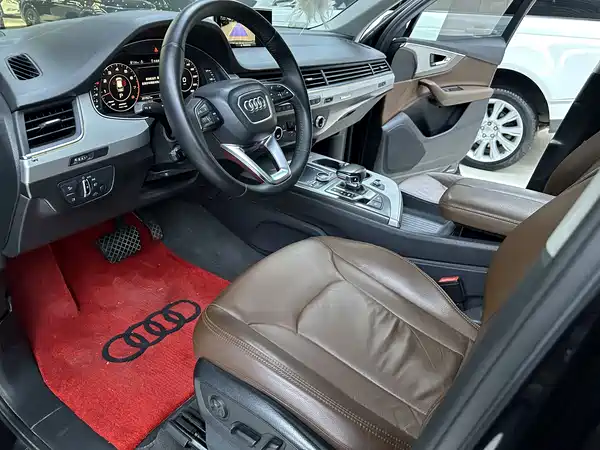 Audi Q7 2016