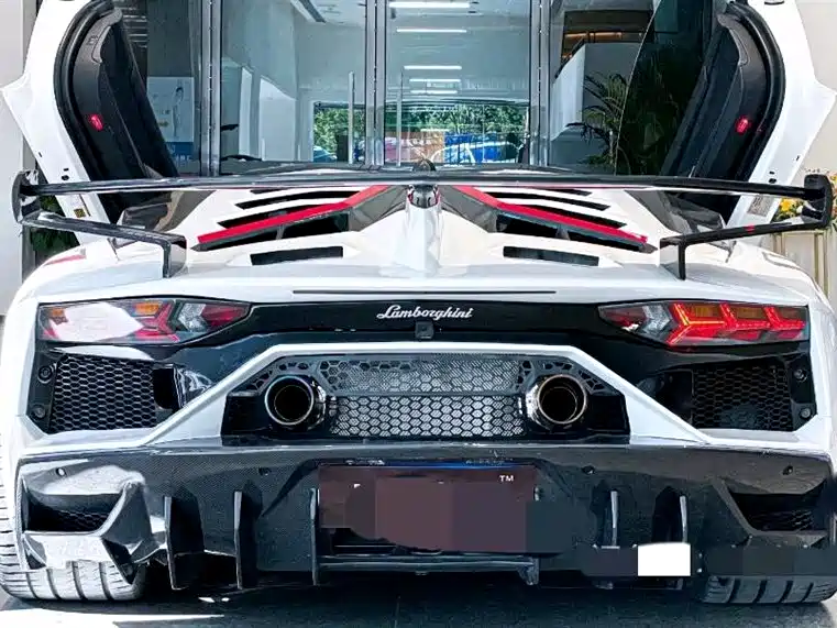 Lamborghini Aventador 2013 — фото 9