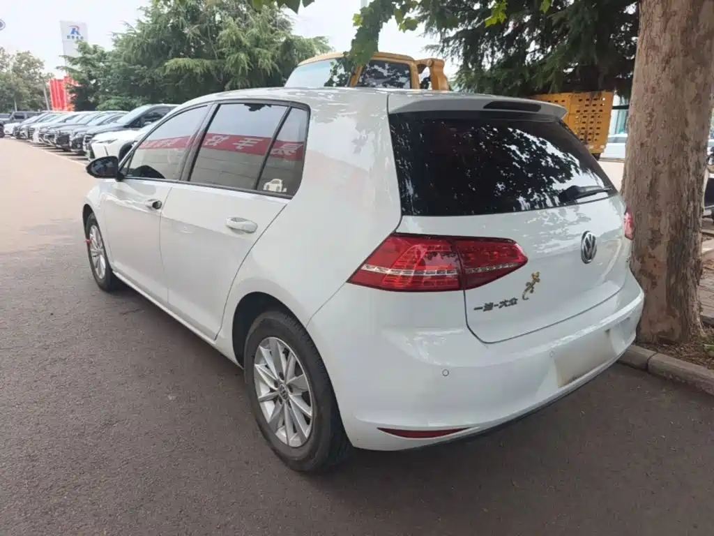 Volkswagen Golf 2016