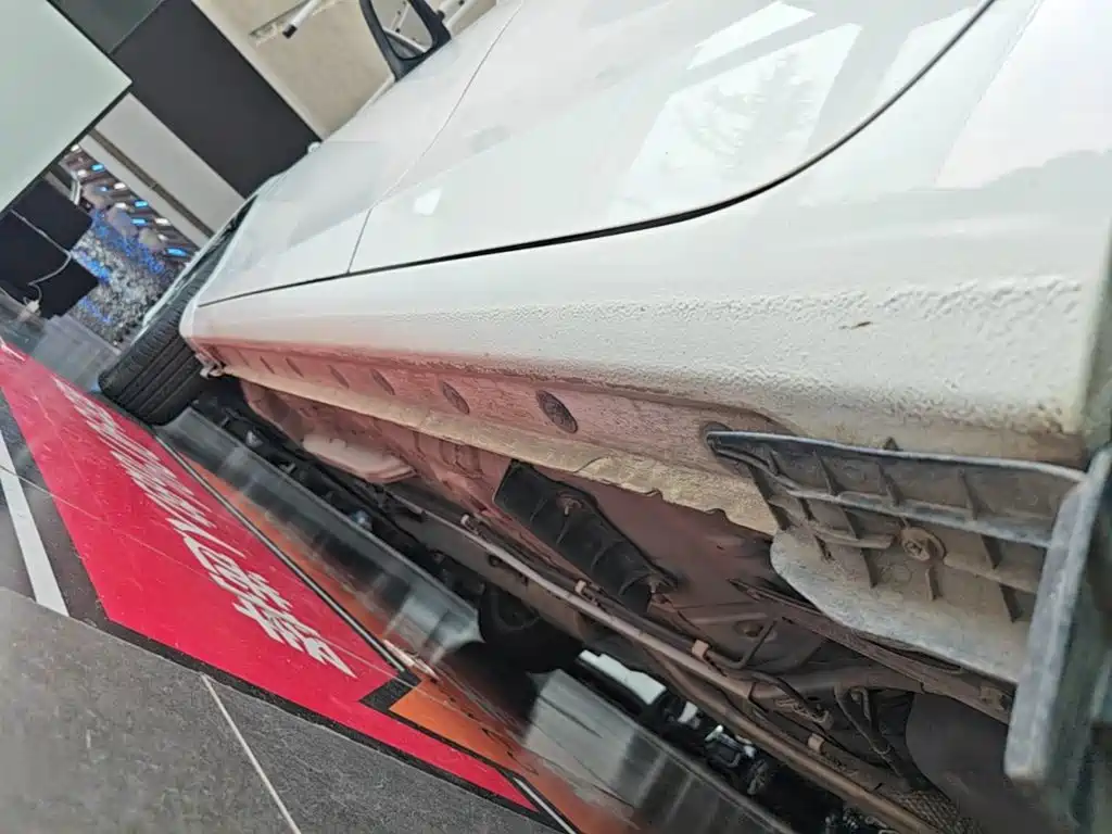 Toyota Yaris L 2020 — фото 22