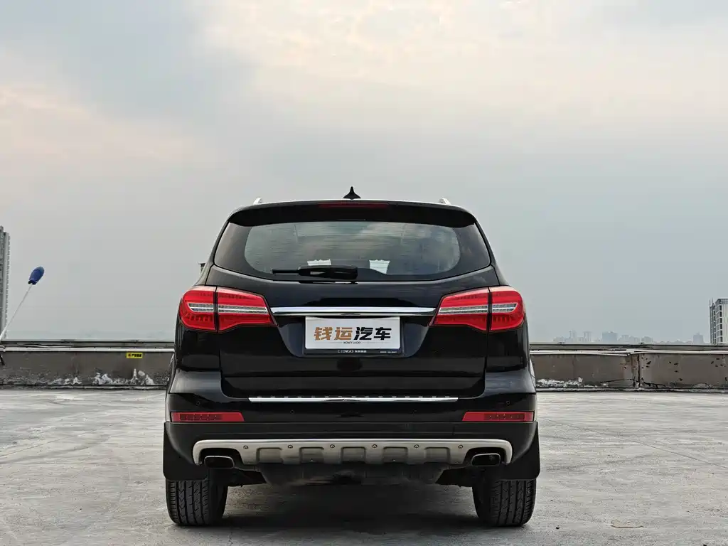 Haval H8 2017 — фото 9
