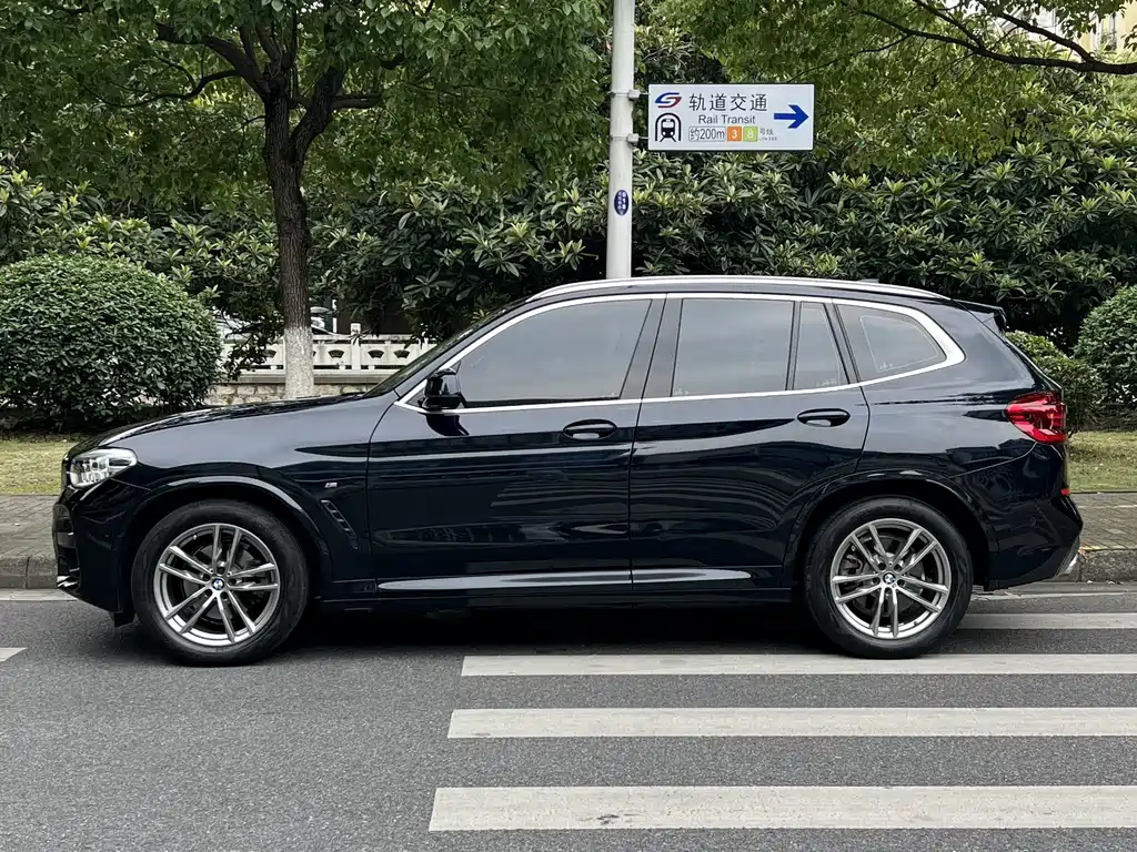 BMW X3 2021
