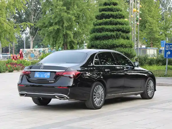 Mercedes-Benz E-Class 2021