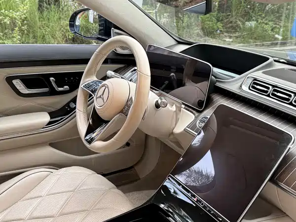 Mercedes-Benz Maybach S-Class 2023