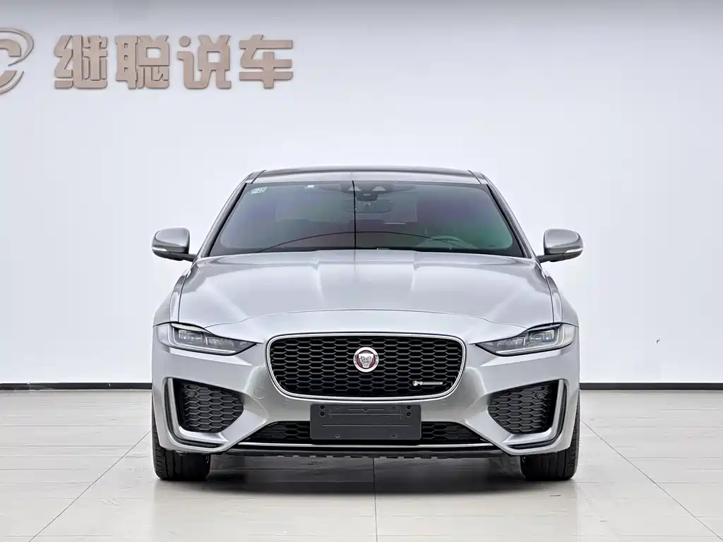 Jaguar XEL 2020 — фото 2