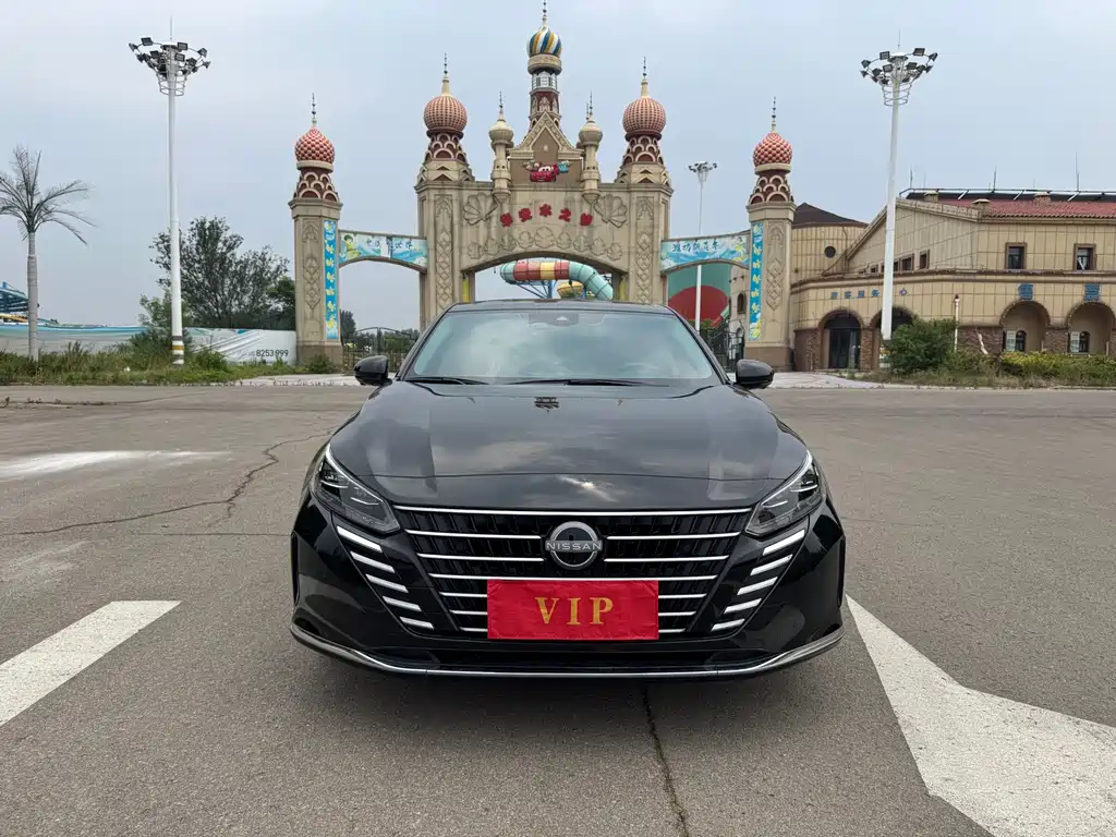 Nissan Teana 2023