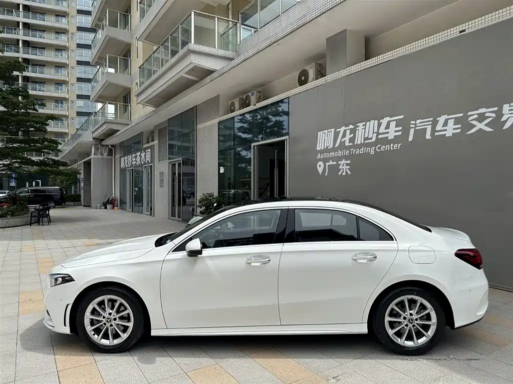 Mercedes-Benz A-Class 2021