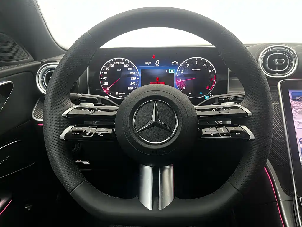 Mercedes-Benz C-Class 2023 — фото 12