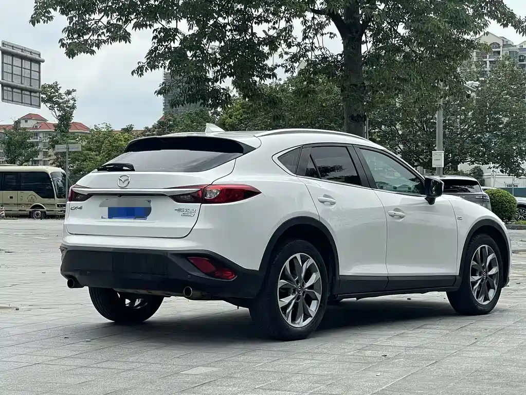 Mazda CX-4 2018