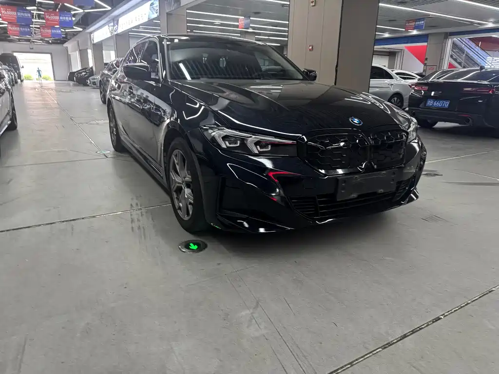 BMW i3 2024