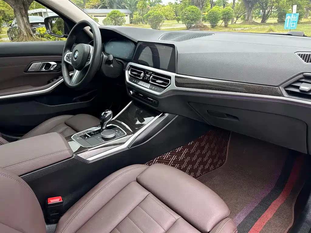 BMW 3 Series 2020 — фото 14