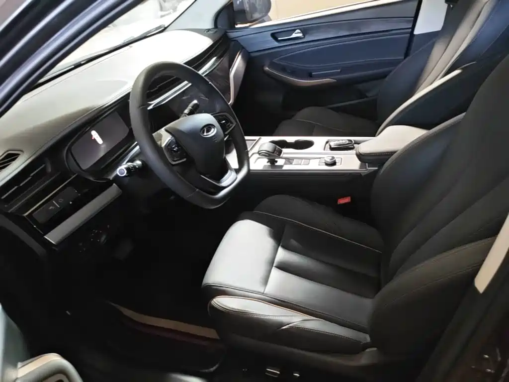 Chery Arrizo 5 PLUS 2023 — фото 15