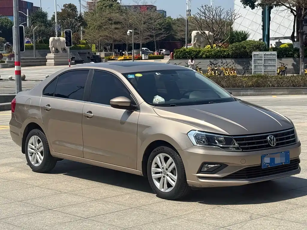 Volkswagen Jetta 2017 — фото 3