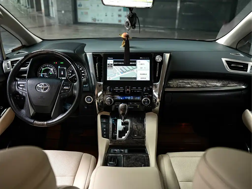 Toyota Alphard 2021 — фото 12