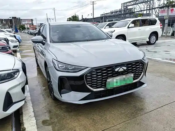 Chery Fengyun A8L 2025