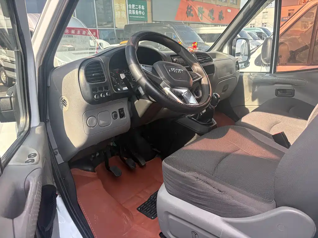 JMC Tesla 2018