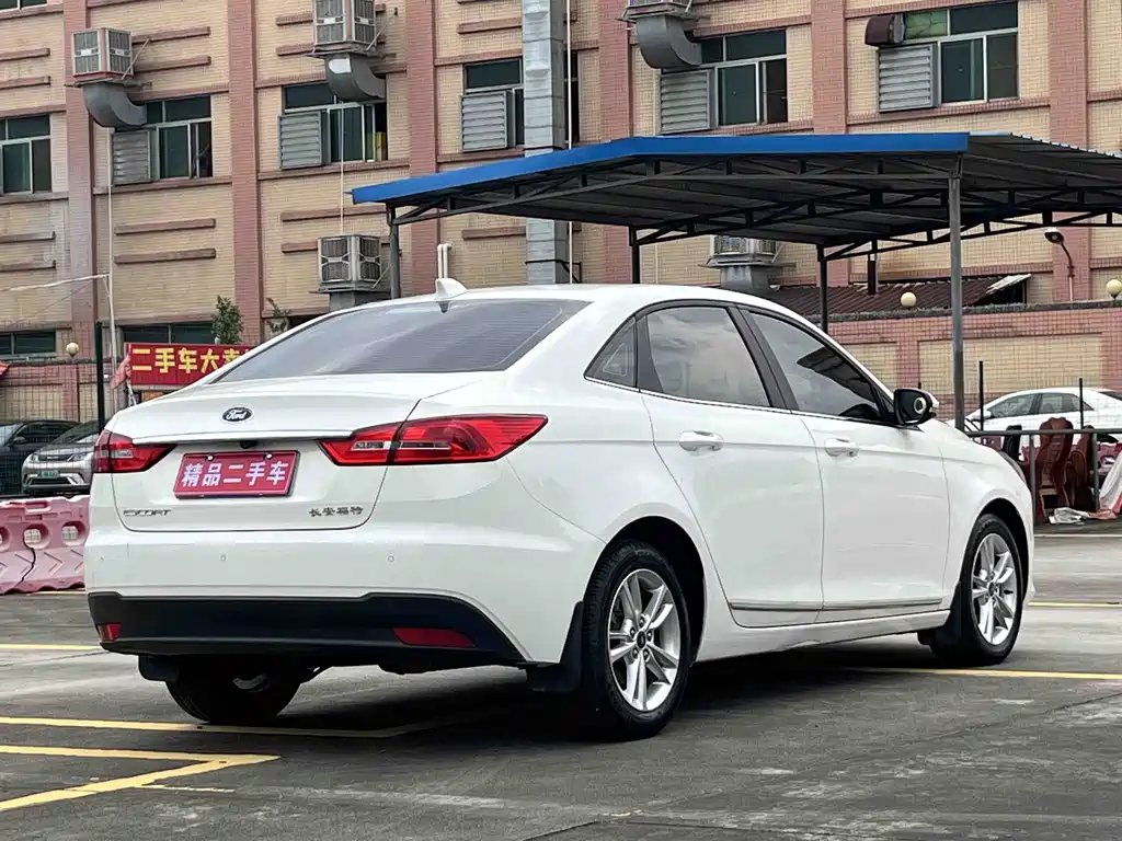Ford Escort 2019