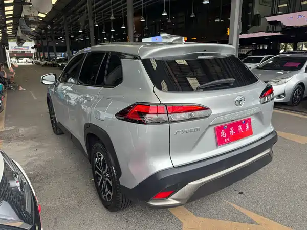 Toyota Frontlander 2022