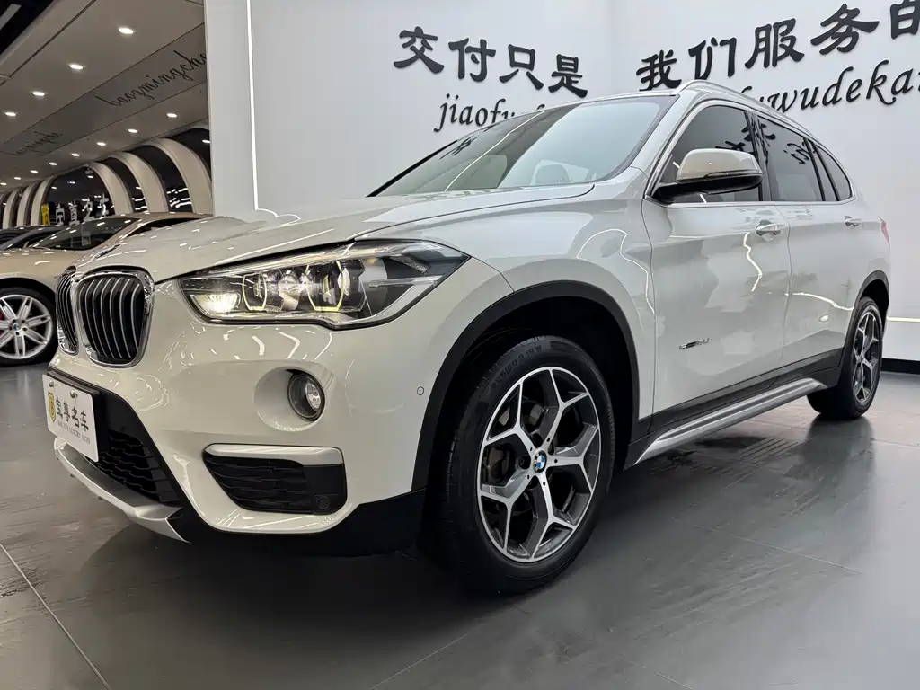 BMW X1 2017 — фото 1
