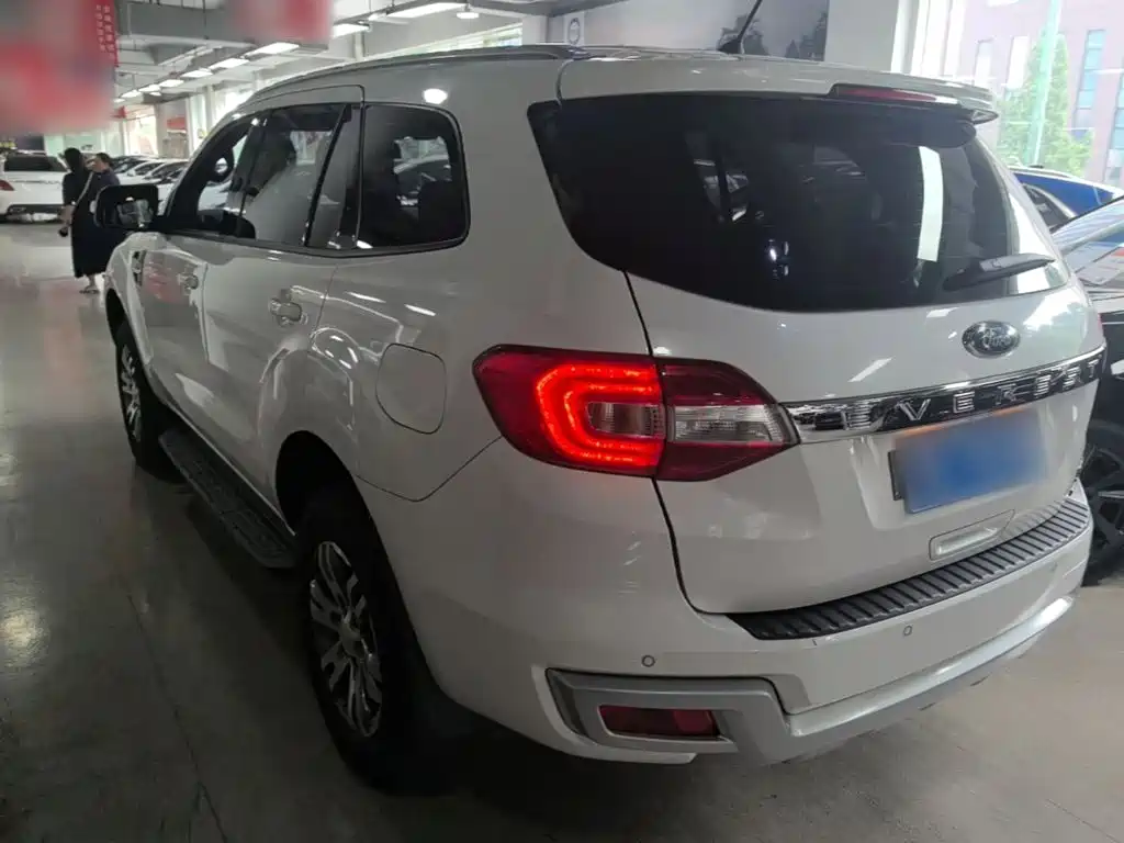 Ford Everest 2017
