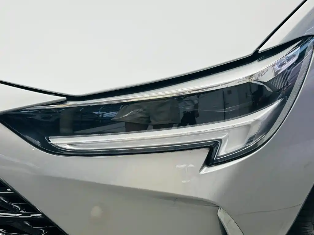 Buick Regal 2023 — фото 11