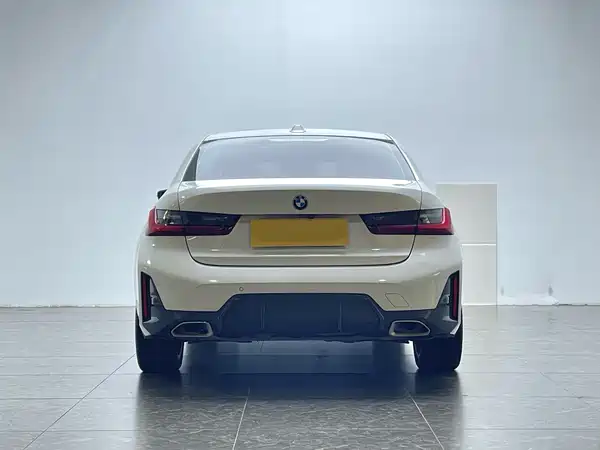 BMW 3 Series 2023