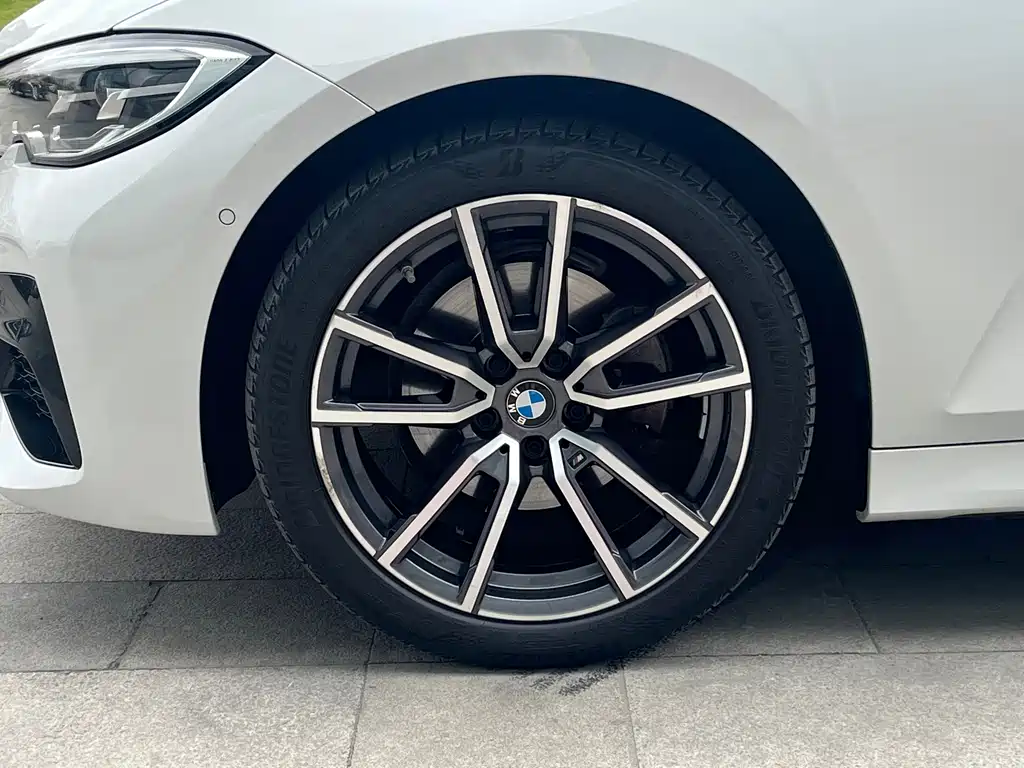 BMW 3 Series 2020 — фото 10