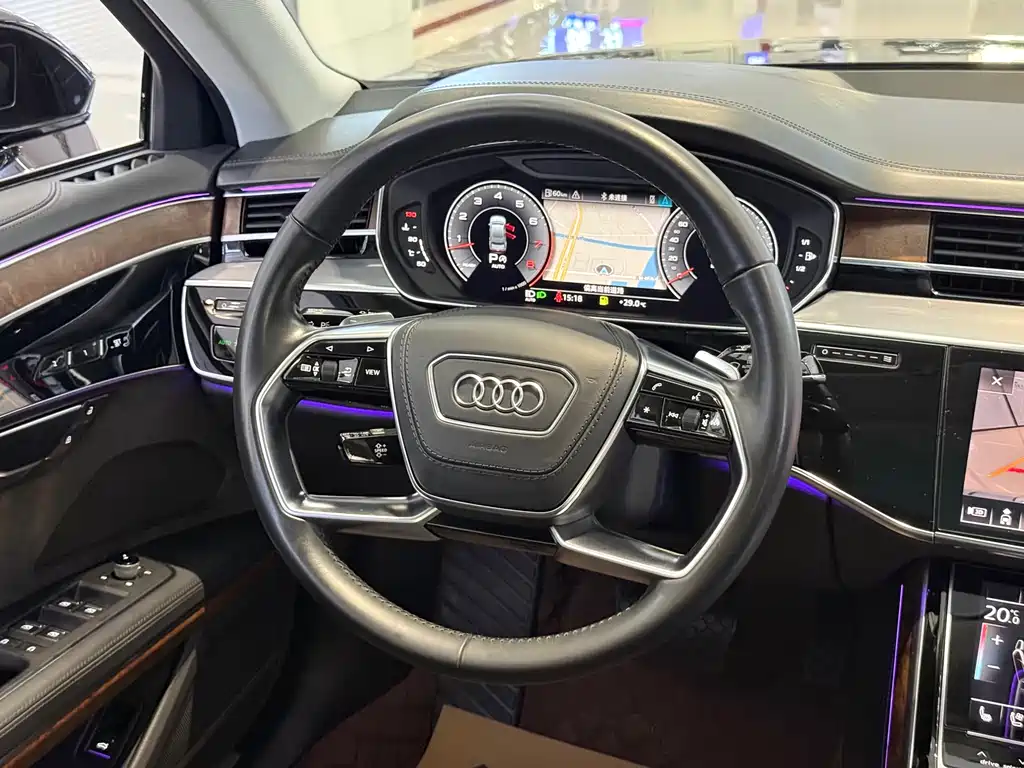 Audi A8 2020 — фото 5