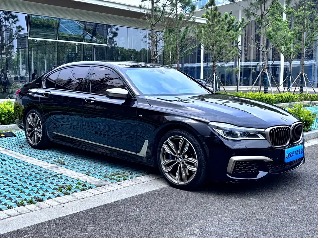 BMW 7 Series 2019 — фото 4