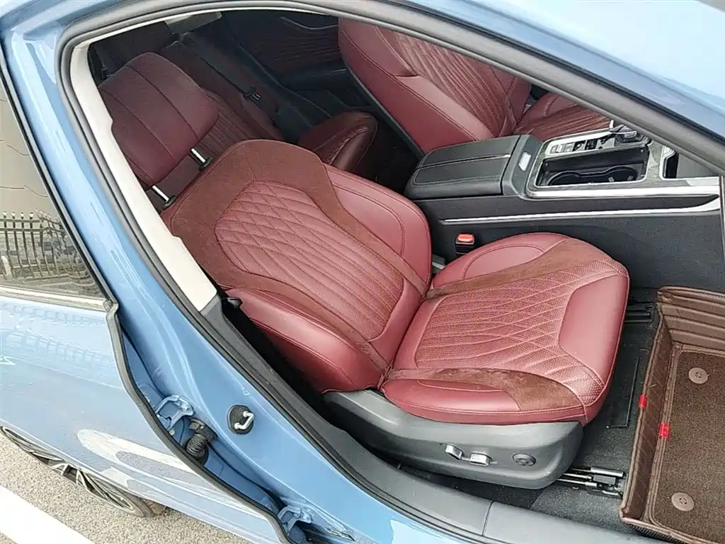 Hongqi HS5 2023 — фото 25