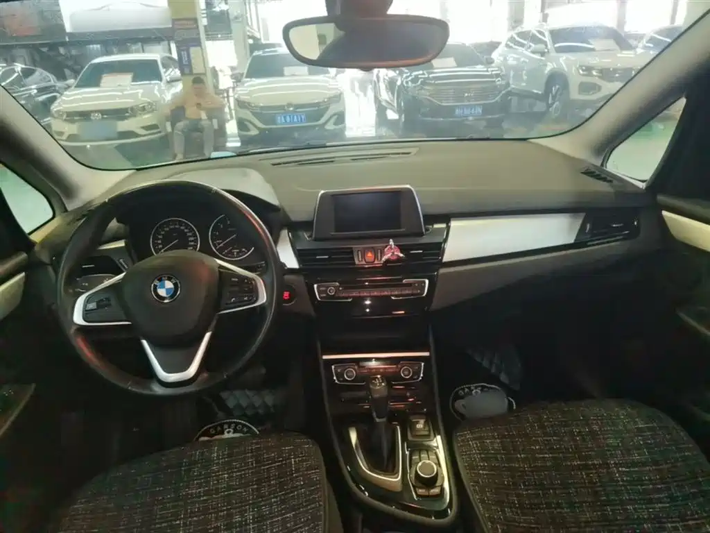 BMW 2 Series Gran Tourer 2018 — фото 10