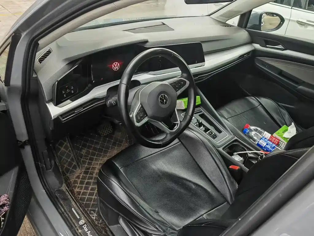 Volkswagen Golf 2022