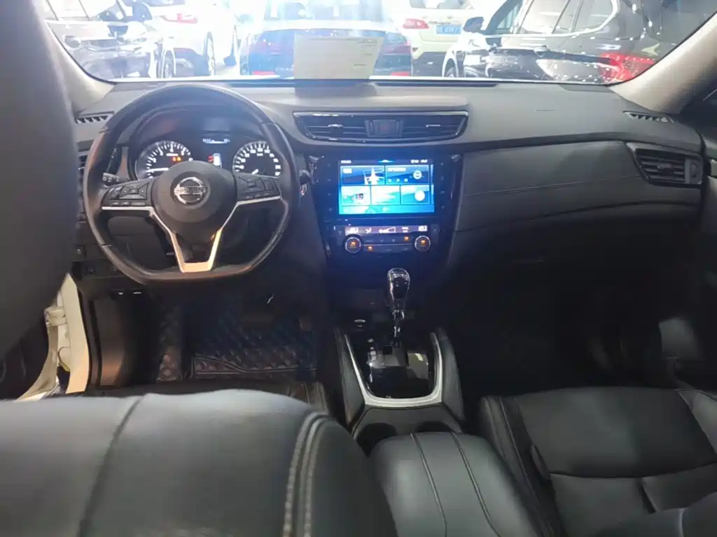 Nissan X-Trail 2020 — фото 10