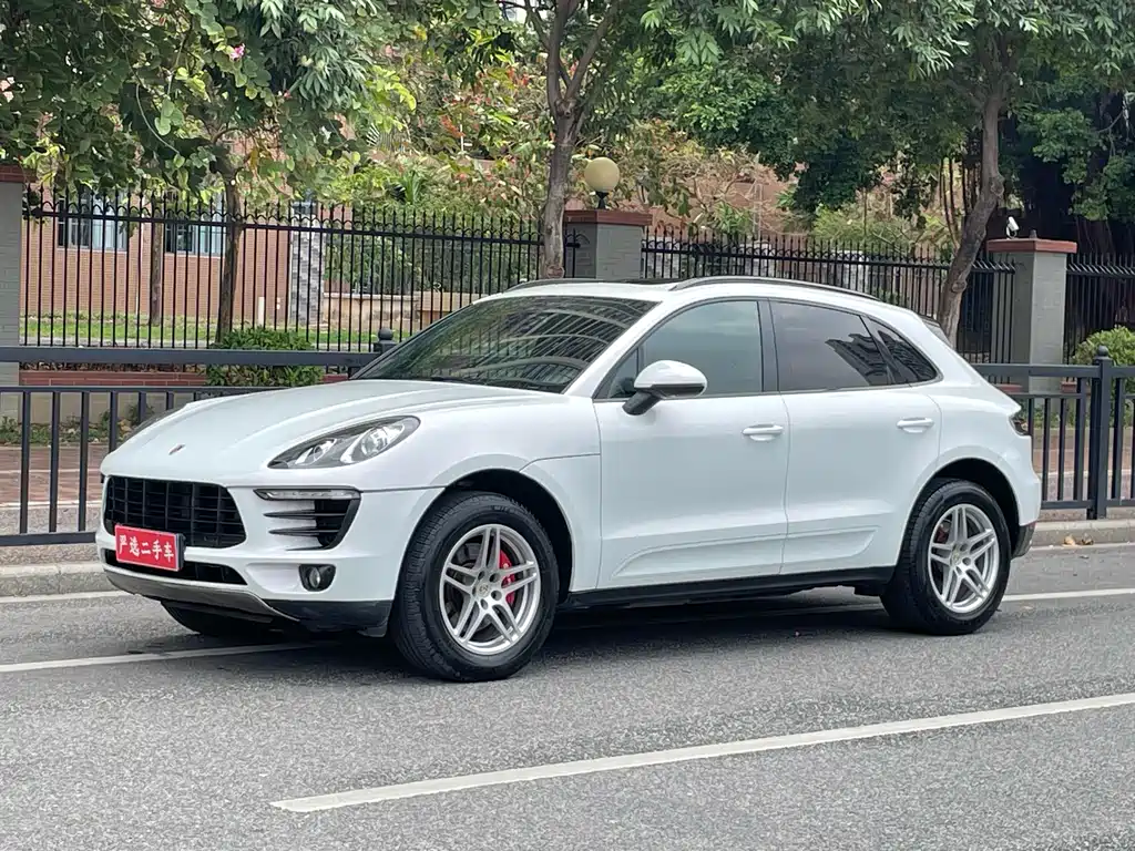 Porsche Macan 2017 — фото 1