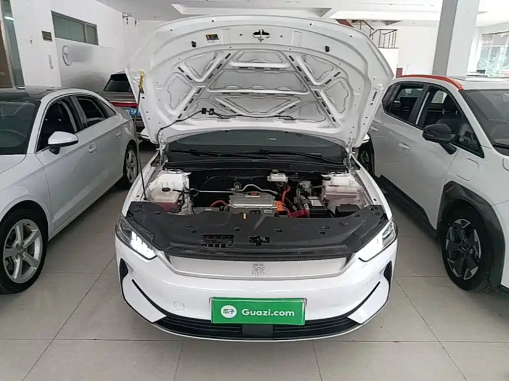 BYD Qin PLUS 2023 — фото 20