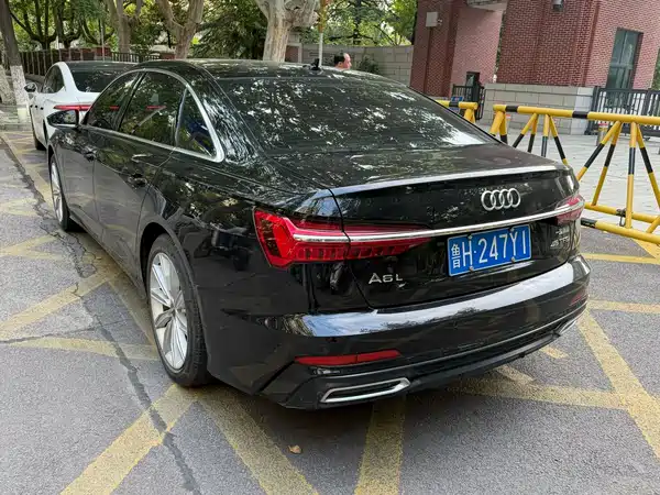 Audi A6L 2021
