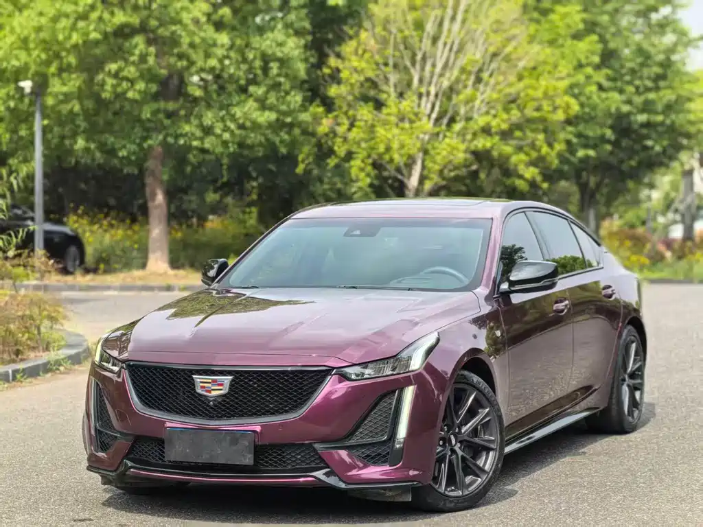 Cadillac CT5 2023 — фото 1