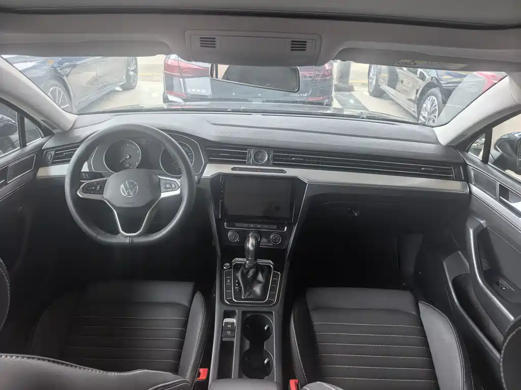 Volkswagen Magotan 2021